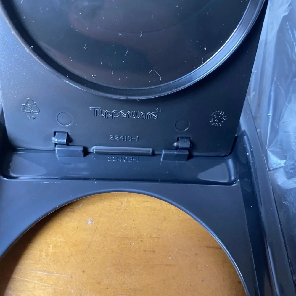 Tupperware Modular Mates Replacement Lid 2241B-1 2240B-1 Black, 4 Available, New - Picture 5 of 6